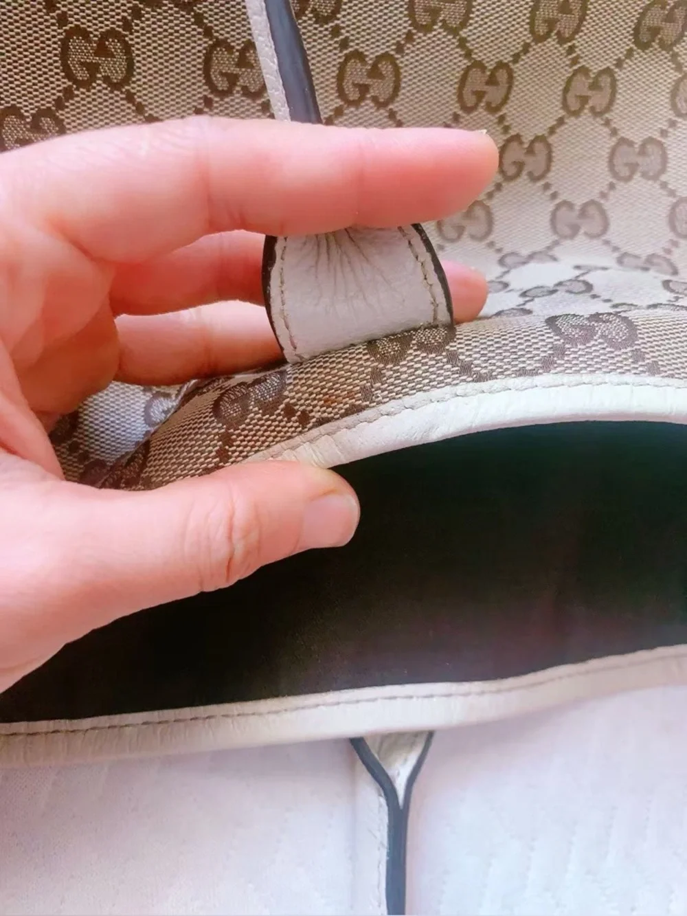 GUCCI GG Canvas Sherry Line Princy White Leather Tote Bag Shoulder Bag Authentic